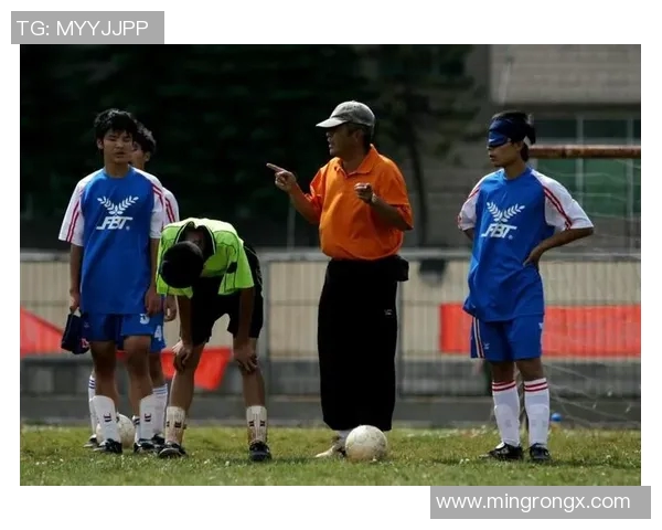 周强专访:从绿茵场到人生舞台的足球旅程回顾与展望 周强专访:从绿茵场到人生舞台的足球旅程回顾与展望