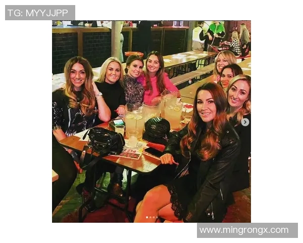 足球明星妻子美丽头像大集合展现她们的风采与魅力 足球明星妻子美丽头像大集合展现她们的风采与魅力